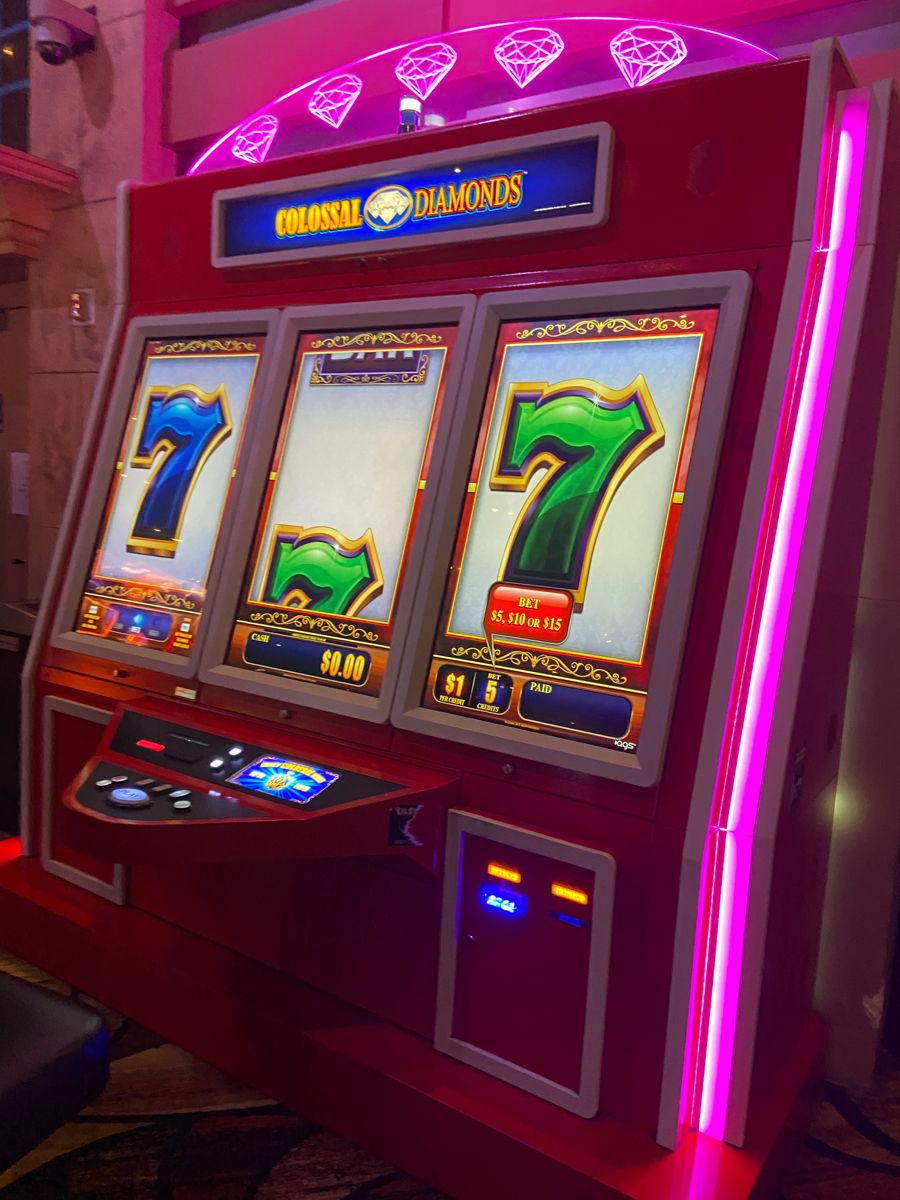 Simple Text BlackJack کیسینو میں سلاٹ کھیلنا شروع کریں۔
